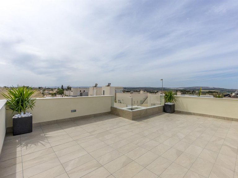 Villa for Sale in Rojales, Alicante 24