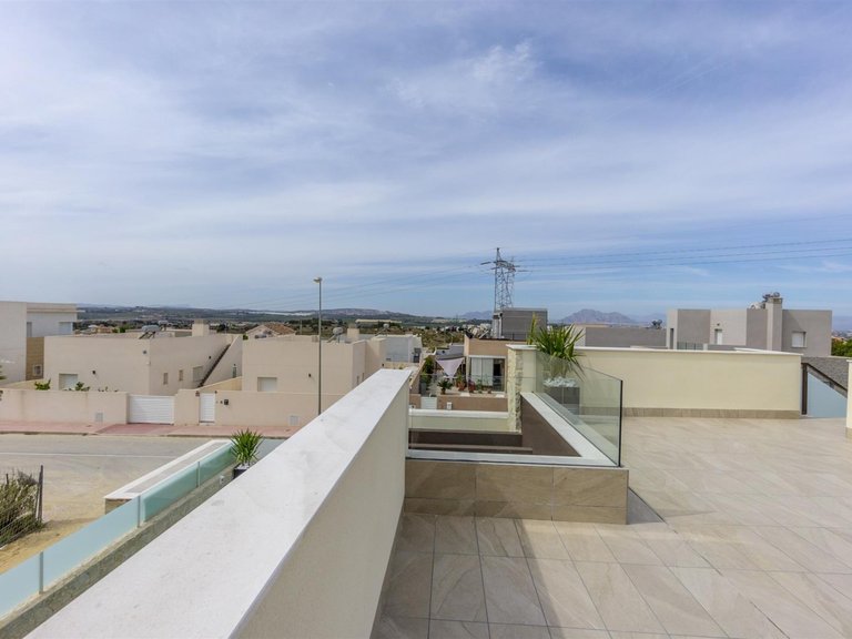 Villa for Sale in Rojales, Alicante 26
