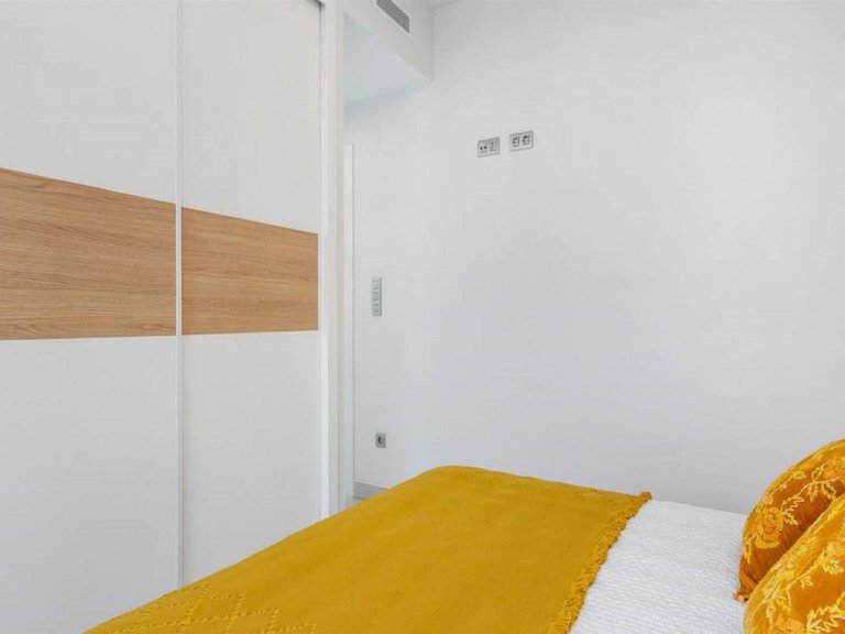 Villa for Sale in Los Montesinos, Alicante 11