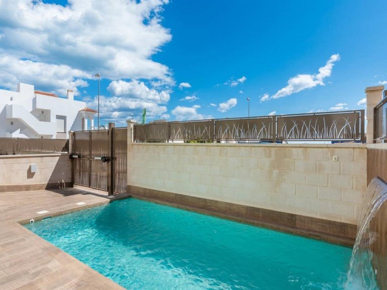 Villa for Sale in Los Montesinos, Alicante 23