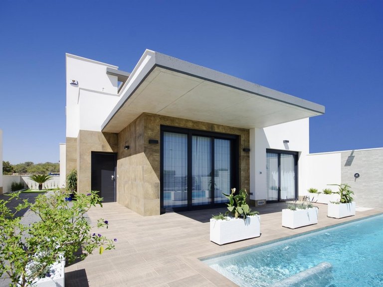Villa for Sale in San Miguel De Salinas, Alicante 1