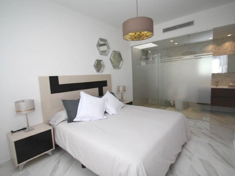 Villa for Sale in San Miguel De Salinas, Alicante 5