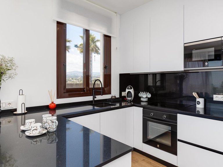 Villa for Sale in Finestrat, Alicante 10