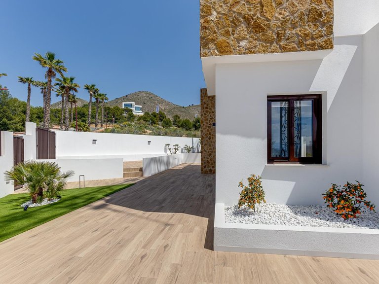 Villa for Sale in Finestrat, Alicante 41