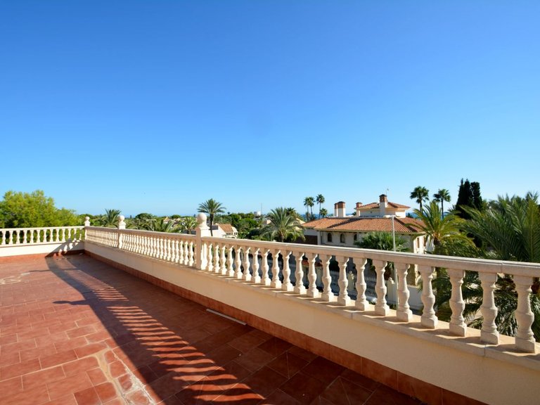 Villa for Sale in Costa Blanca Orihuela Costa, Alicante 11