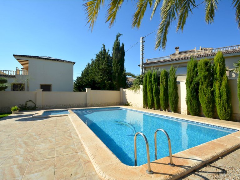 Villa for Sale in Costa Blanca Orihuela Costa, Alicante 18