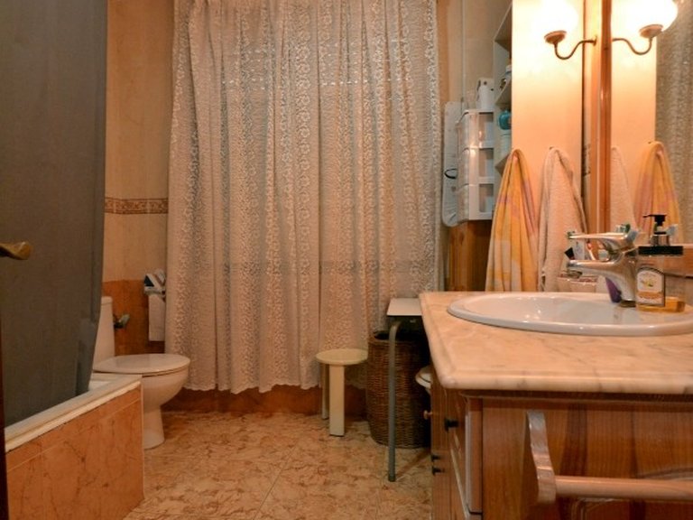 Town House for Sale in Costa Blanca Guardamar Del Segura, Alicante 17