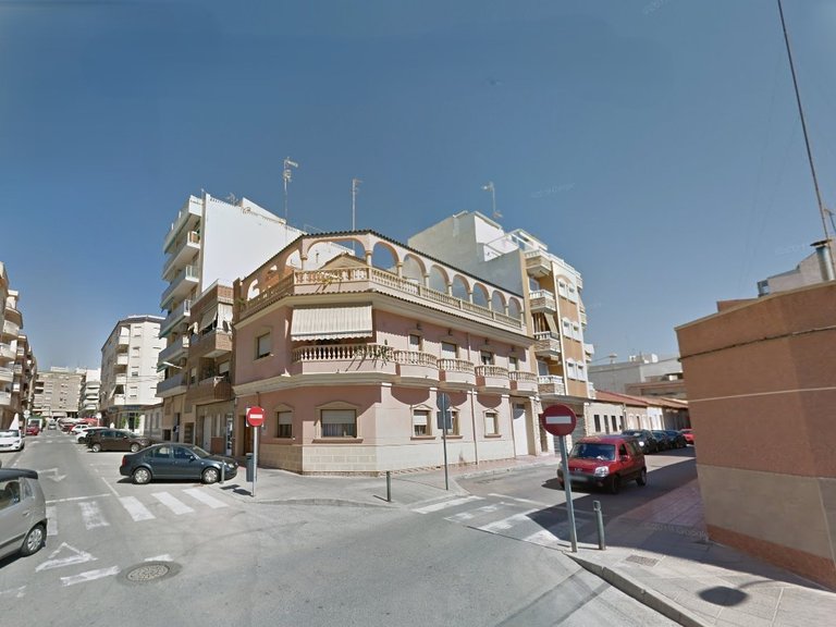 Villa for Sale in Costa Blanca Guardamar Del Segura, Alicante 1