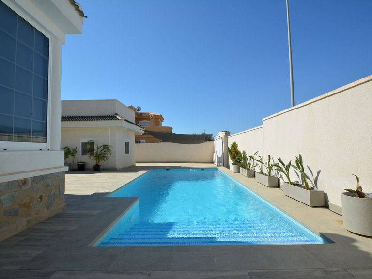 Villa for Sale in Costa Blanca Ciudad Quesada, Alicante 3