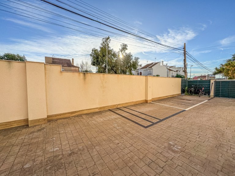 Apartment for Sale in Torrevieja, Alicante 18
