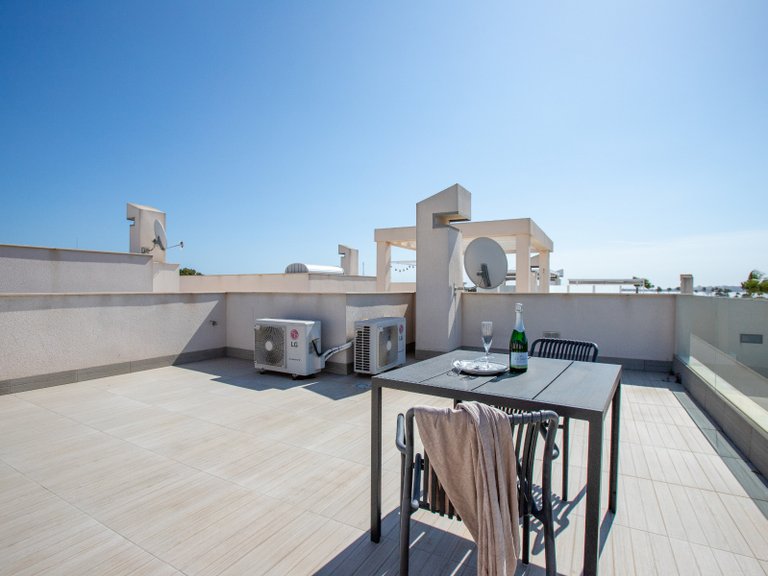 Villa for Sale in Inland Rojales, Alicante 38