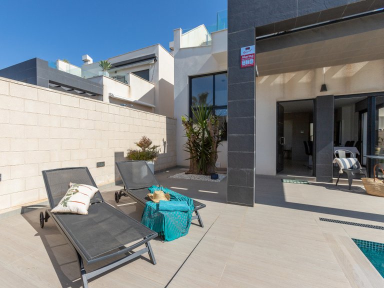 Villa for Sale in Inland Rojales, Alicante 2
