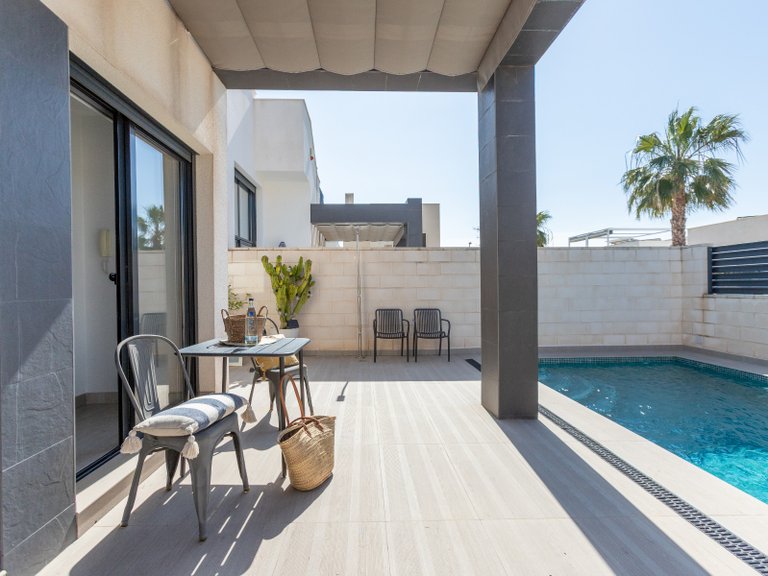 Villa for Sale in Inland Rojales, Alicante 8