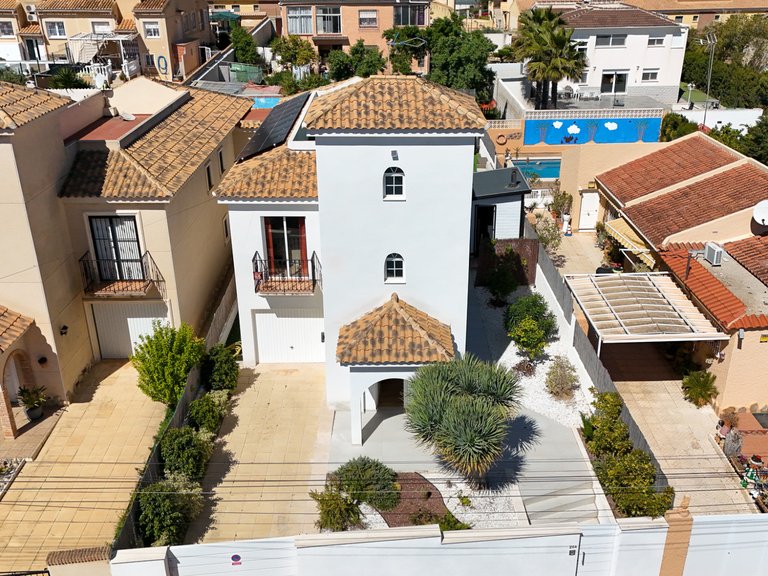 Villa for Sale in Costa Blanca Los Balcones, Alicante 47