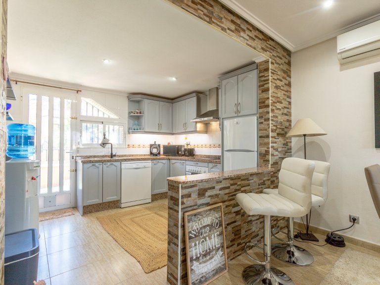 Apartment for Sale in Villamartin, Alicante 4