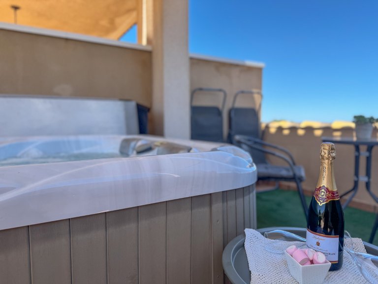 Apartment for Sale in Villamartin, Alicante 28