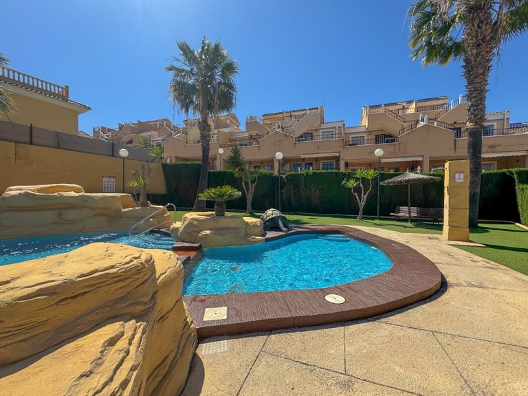Apartment for Sale in Villamartin, Alicante 32