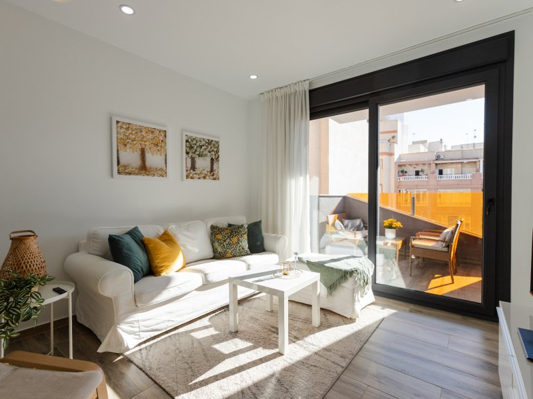 Apartment for Sale in Torrevieja, Alicante 1