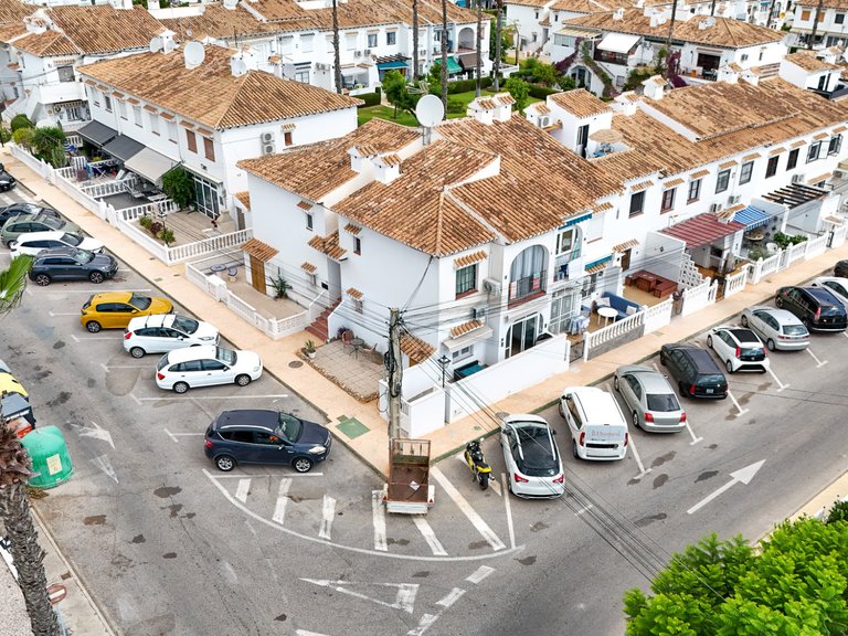 Apartment for Sale in Los Balcones, Alicante 1