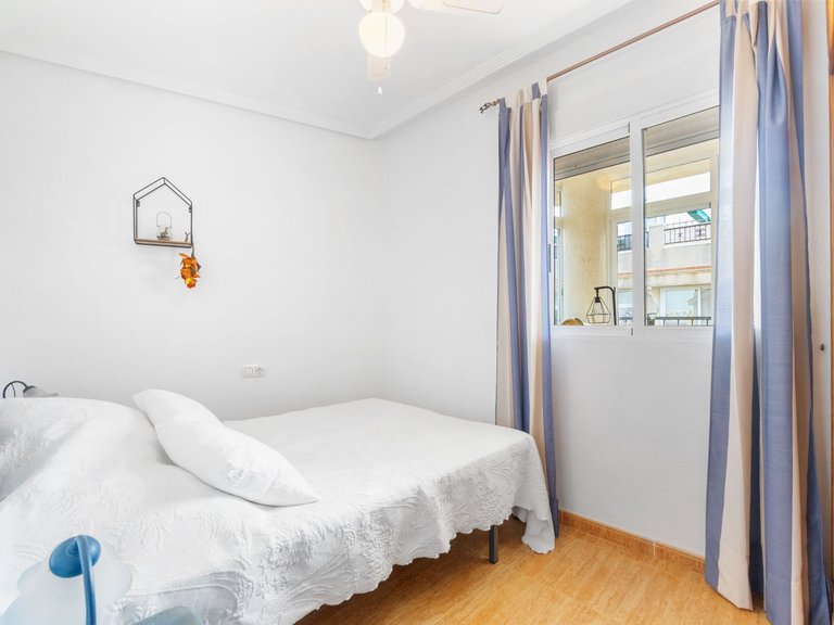 Apartment for Sale in Playa Flamenca, Alicante 25