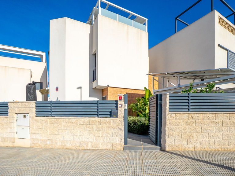 Villa for Sale in Benijofar, Alicante 10