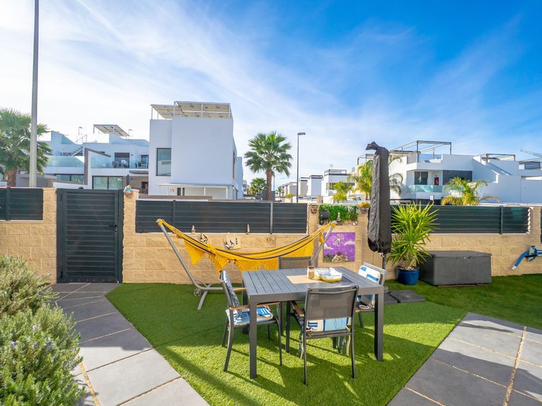 Villa for Sale in Benijofar, Alicante 4