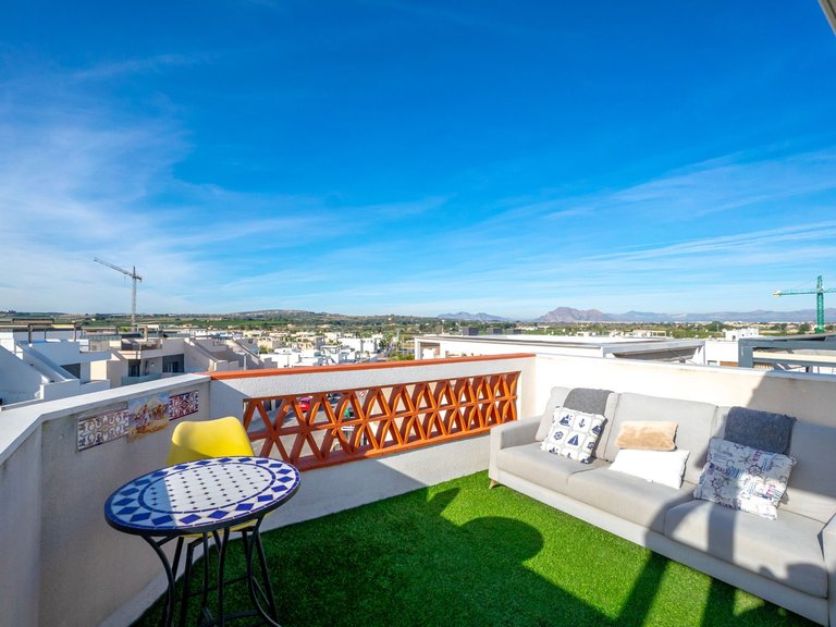 Villa for Sale in Benijofar, Alicante 30