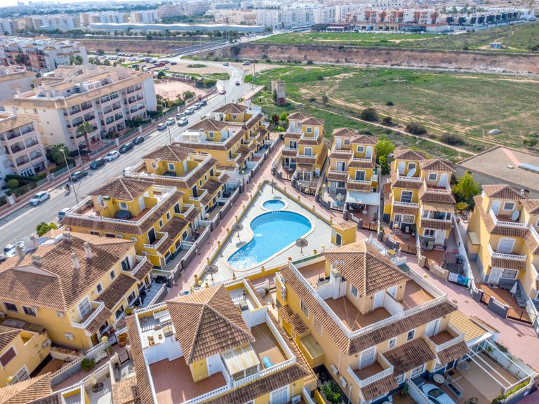 Town House for Sale in Playa Flamenca, Alicante 1