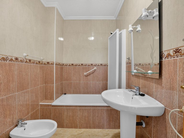 Town House for Sale in Playa Flamenca, Alicante 14