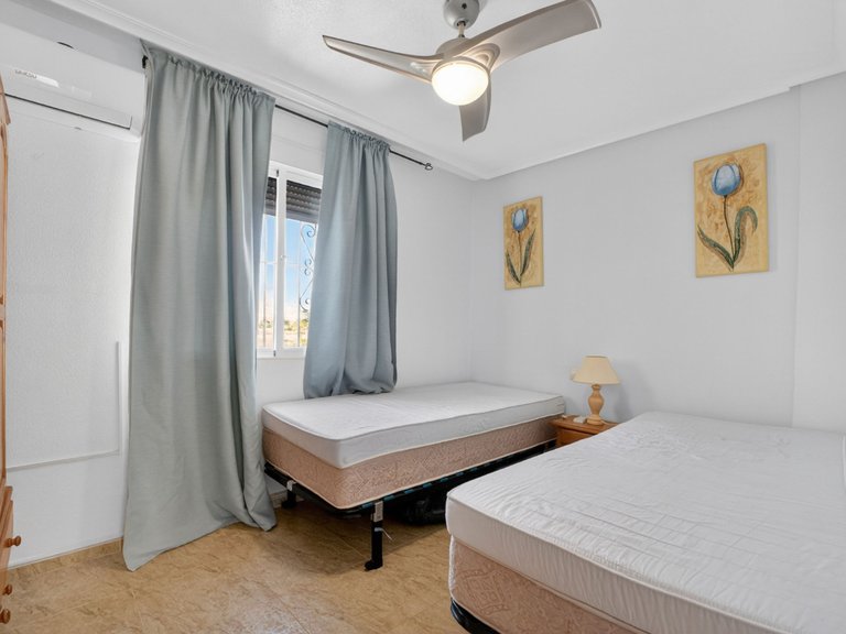 Town House for Sale in Playa Flamenca, Alicante 13