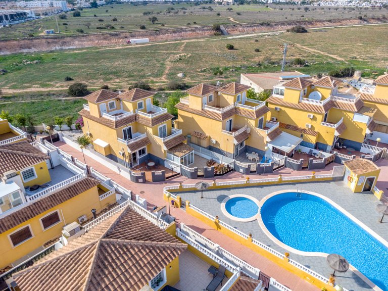 Town House for Sale in Playa Flamenca, Alicante 3