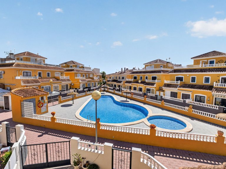 Town House for Sale in Playa Flamenca, Alicante 18