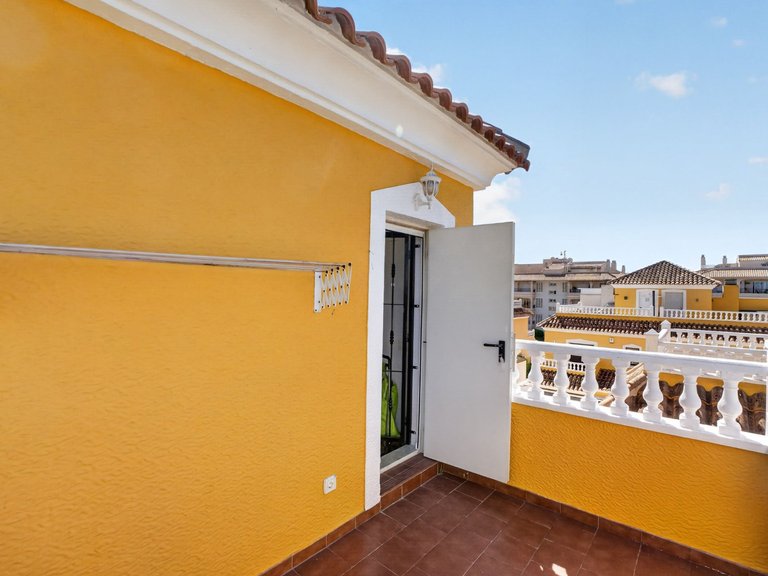 Town House for Sale in Playa Flamenca, Alicante 22