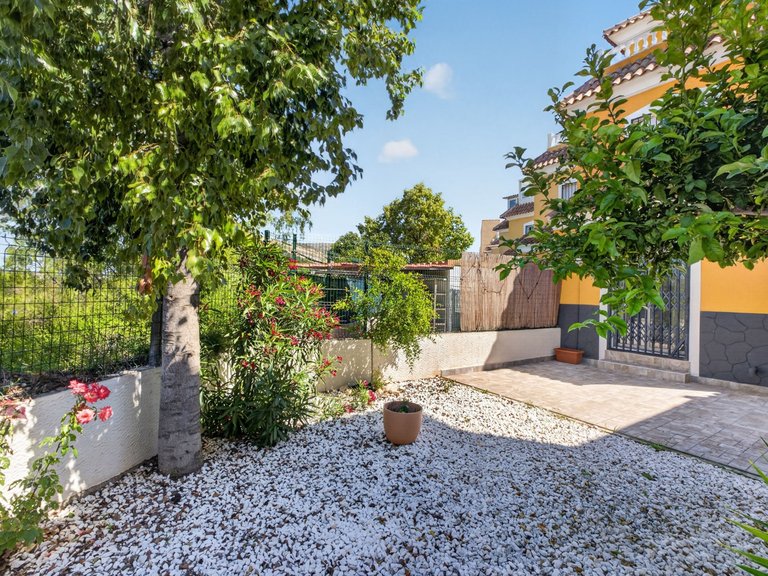 Town House for Sale in Playa Flamenca, Alicante 26
