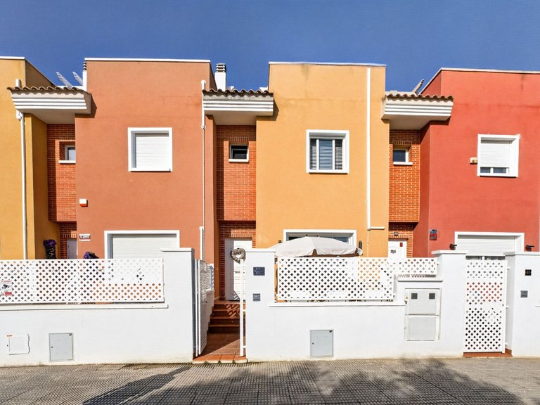 Town House for Sale in Bigastro, Alicante 1