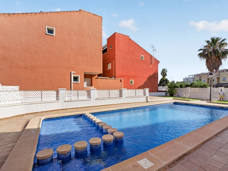 Town House for Sale in Bigastro, Alicante 2