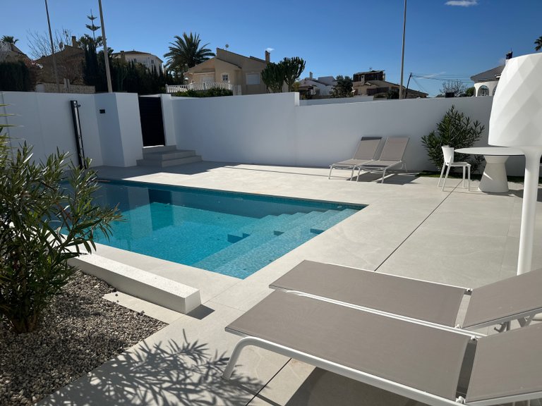 Villa for Sale in Ciudad Quesada, Ciudad Quesada - Rojales, Alicante 2