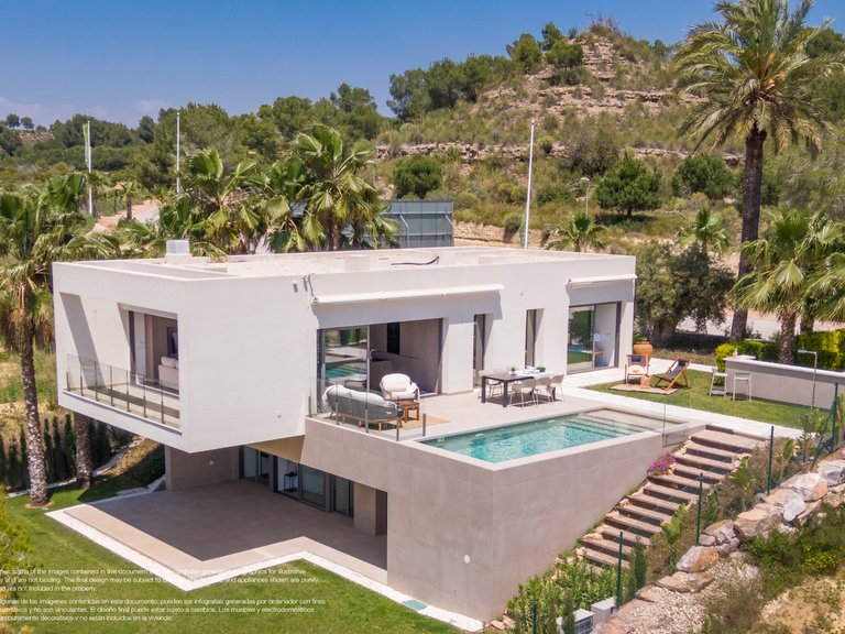 Villa for Sale in Las Colinas Golf, Alicante 1