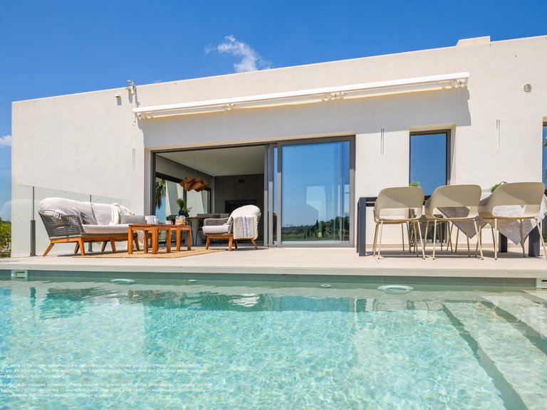 Villa for Sale in Las Colinas Golf, Alicante 21