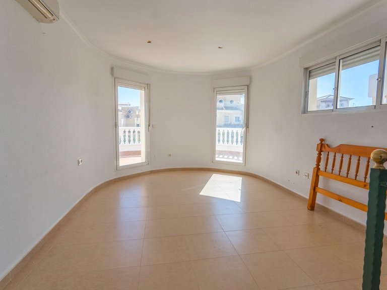 Villa for Sale in Rojales, Ciudad Quesada, Alicante 23