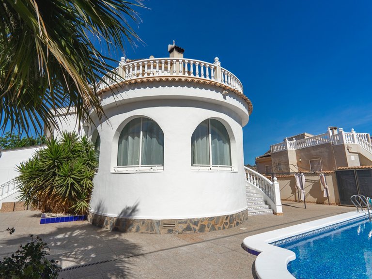 Villa for Sale in Rojales, Ciudad Quesada, Alicante 38