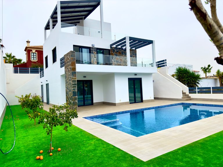 Villa for Sale in Golf La Marquesa (Ciudad Quesada), Ciudad Quesada, Alicante 2
