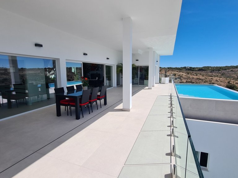 Villa for Sale in La Marina, Alicante 10