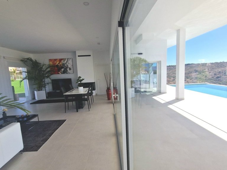 Villa for Sale in La Marina, Alicante 14