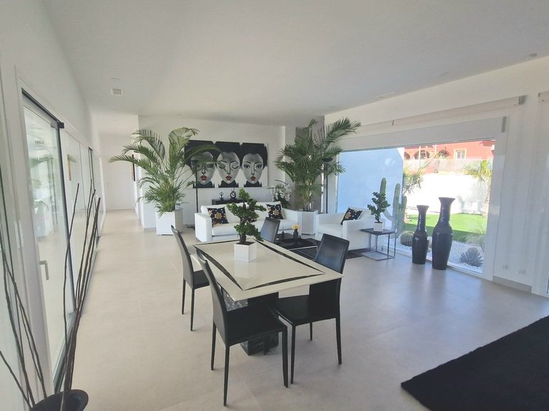 Villa for Sale in La Marina, Alicante 16