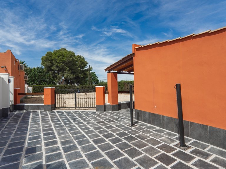 Villa for Sale in Heredades, Las Heredades, Alicante 44