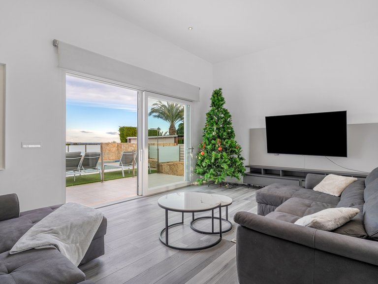 Villa for Sale in Algorfa, Alicante 22