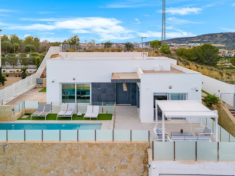 Villa for Sale in Algorfa, Alicante 5