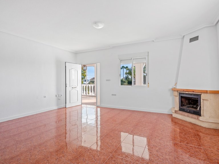 Country House for Sale in Dolores, Alicante 21