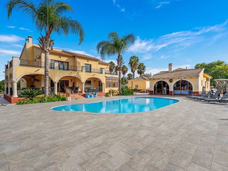 Country House for Sale in Orihuela, Alicante 12